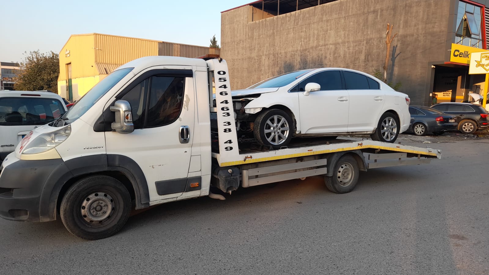 Geyve Selim Oto Kurtarma çekici aracı