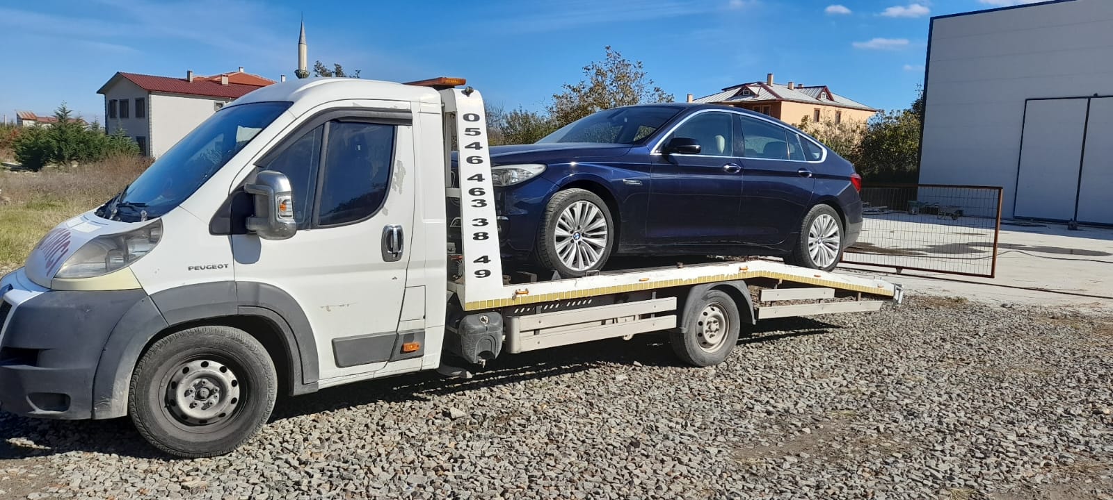Oto kurtarma aracı ile taşıma